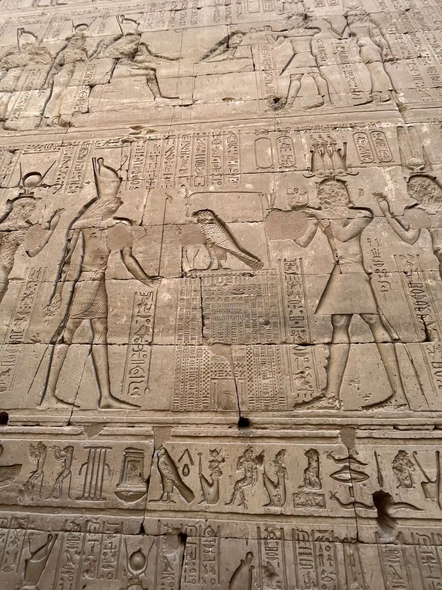 Pared en el Templo de Horus